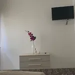 Le Rocce Nocleg ze śniadaniem 4*