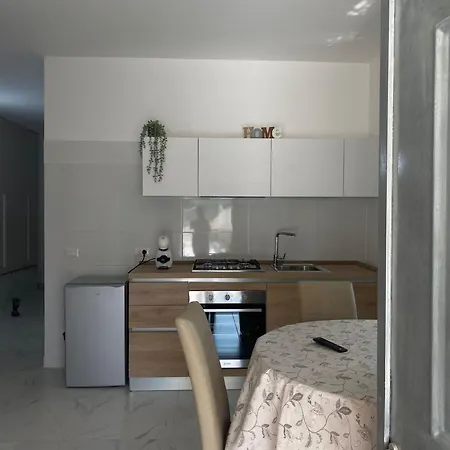 Le Rocce B&B 카스텔산조르조